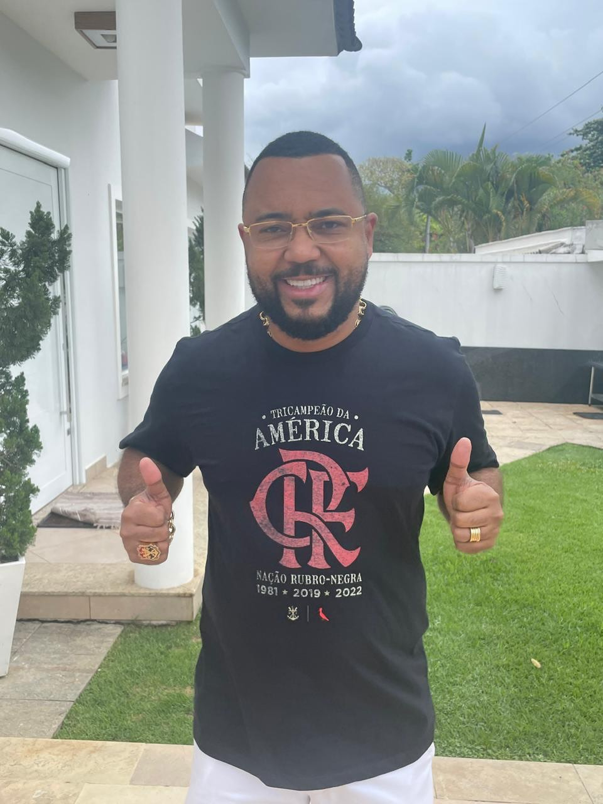 Dudu Nobre com camisa do Flamengo - Reprodução / Redes Sociais