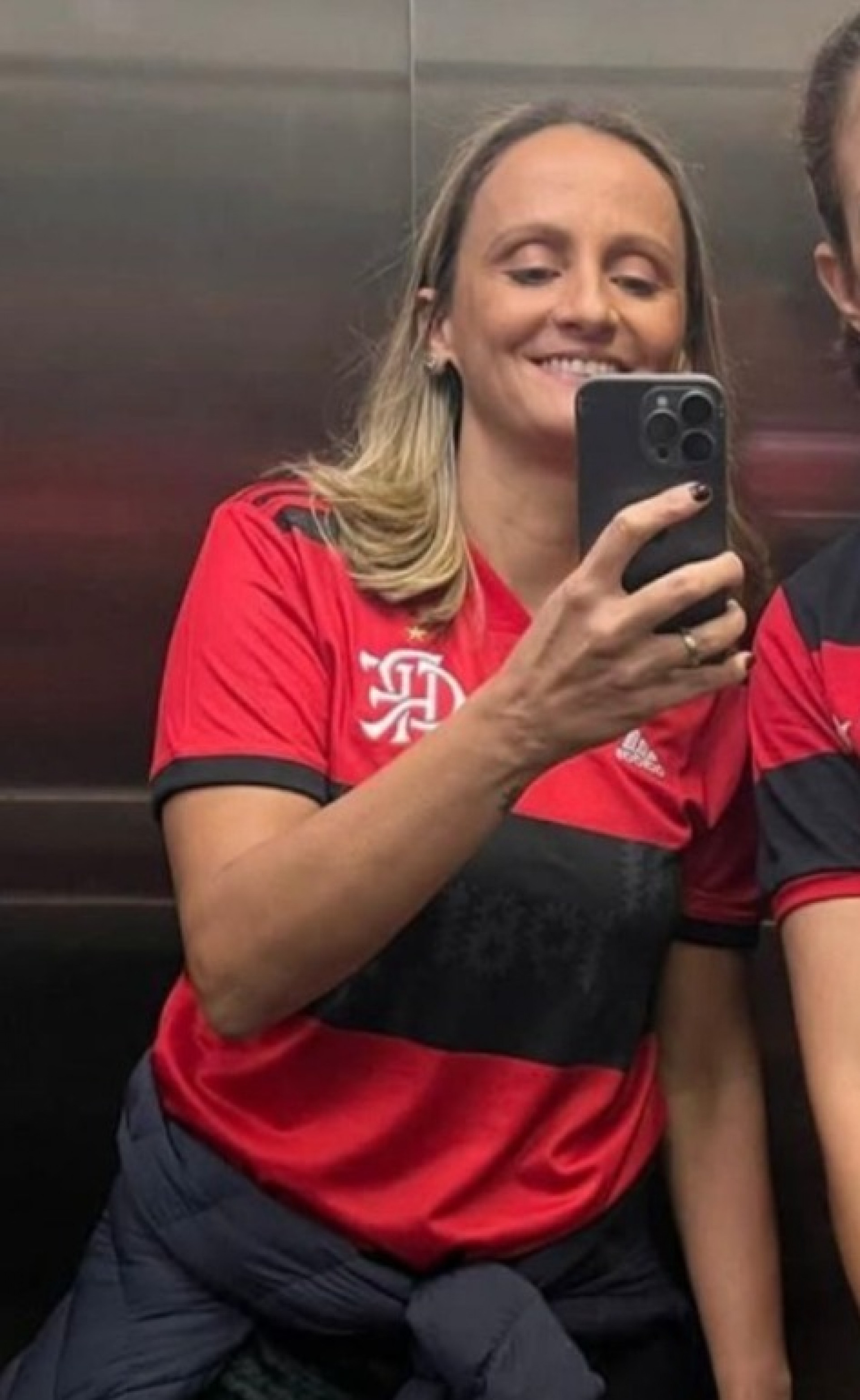 Fabi Alvim declara sua paixão pelo Flamengo - Reprodução / Redes sociais