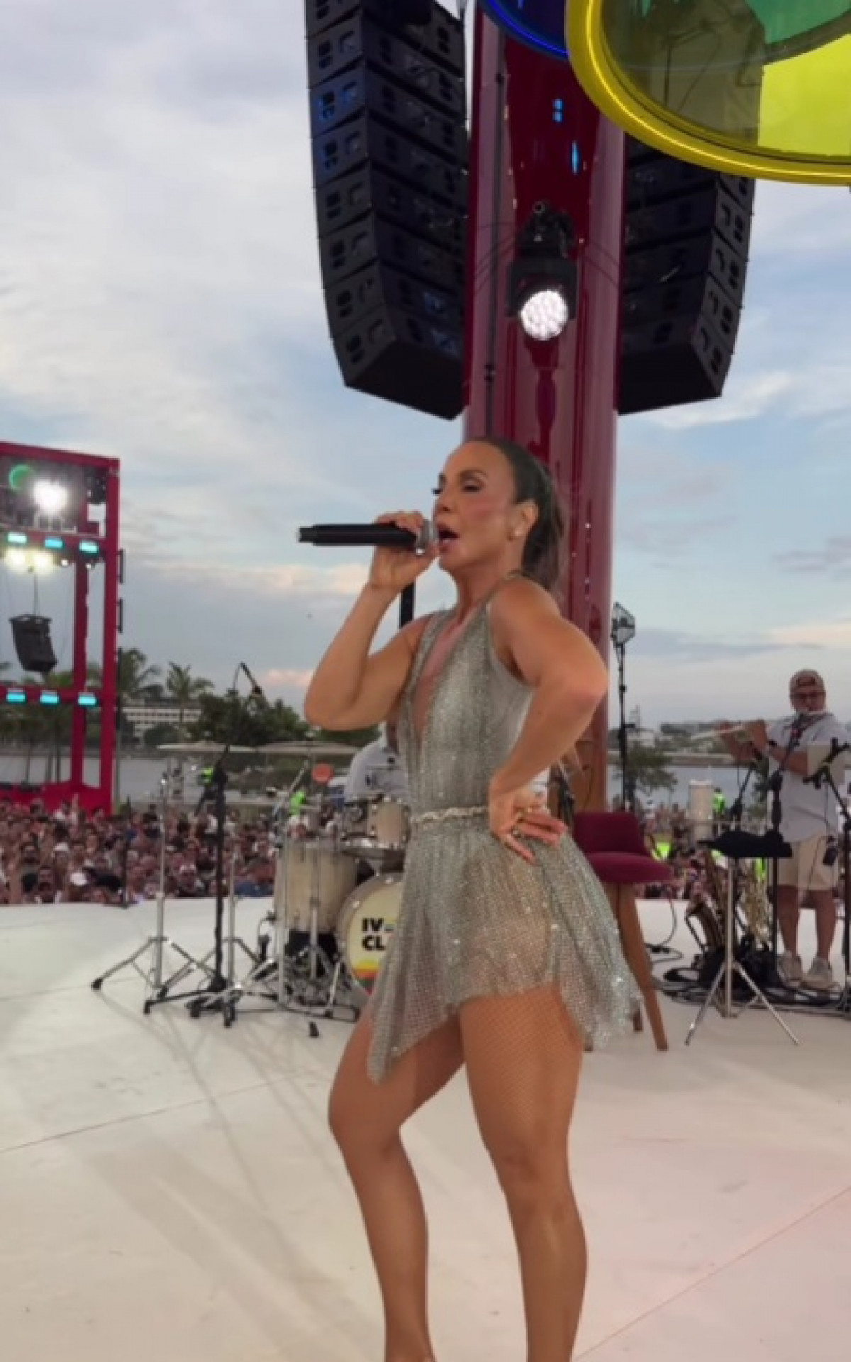 Ivete Sangalo em show - Reprodução / Instagram