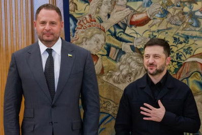 Zelensky declara renúncia de chefe de gabinete após operação anticorrupção