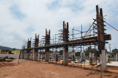 Prefeitura de Saquarema segue com a construção do novo Complexo Educacional de Jaconé