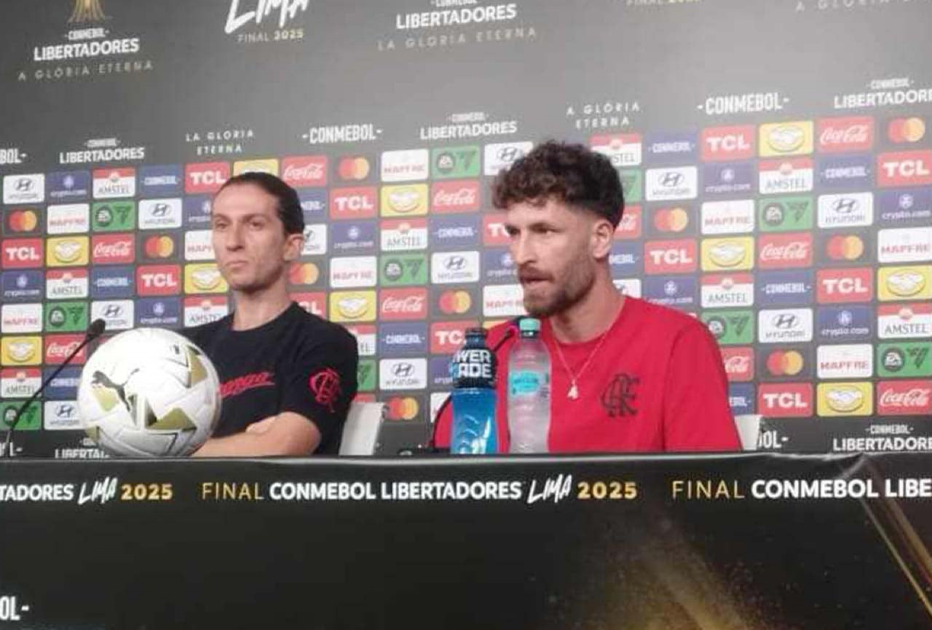 L&eacute;o Pereira, sobre final da Libertadores: “Preparados para qualquer cen&aacute;rio”