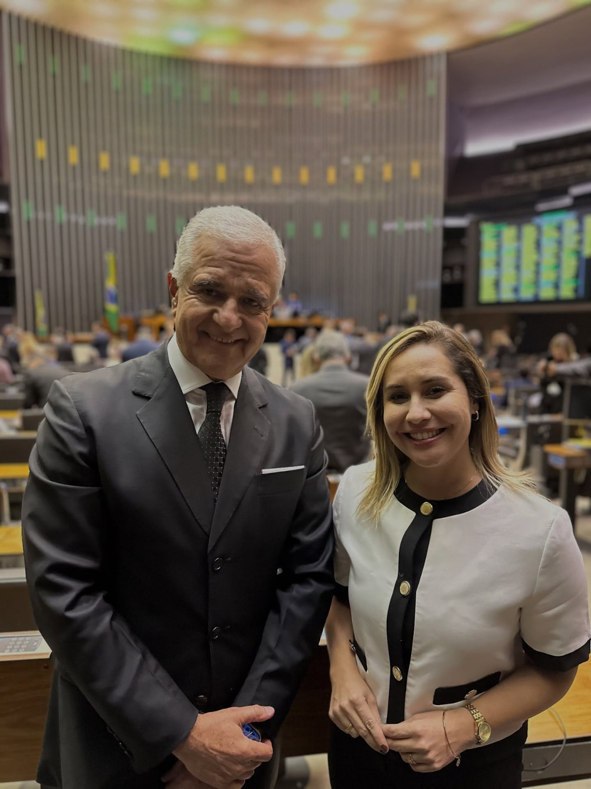 Júlio Lopes e Daniela Soares - Ascom