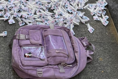 Mulher é flagrada com mochila cheia de drogas na Zona Portuária 