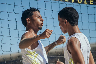 Niterói Open de Futevôlei chega à 12ª etapa com defesa de cinturão na Praia de Icaraí