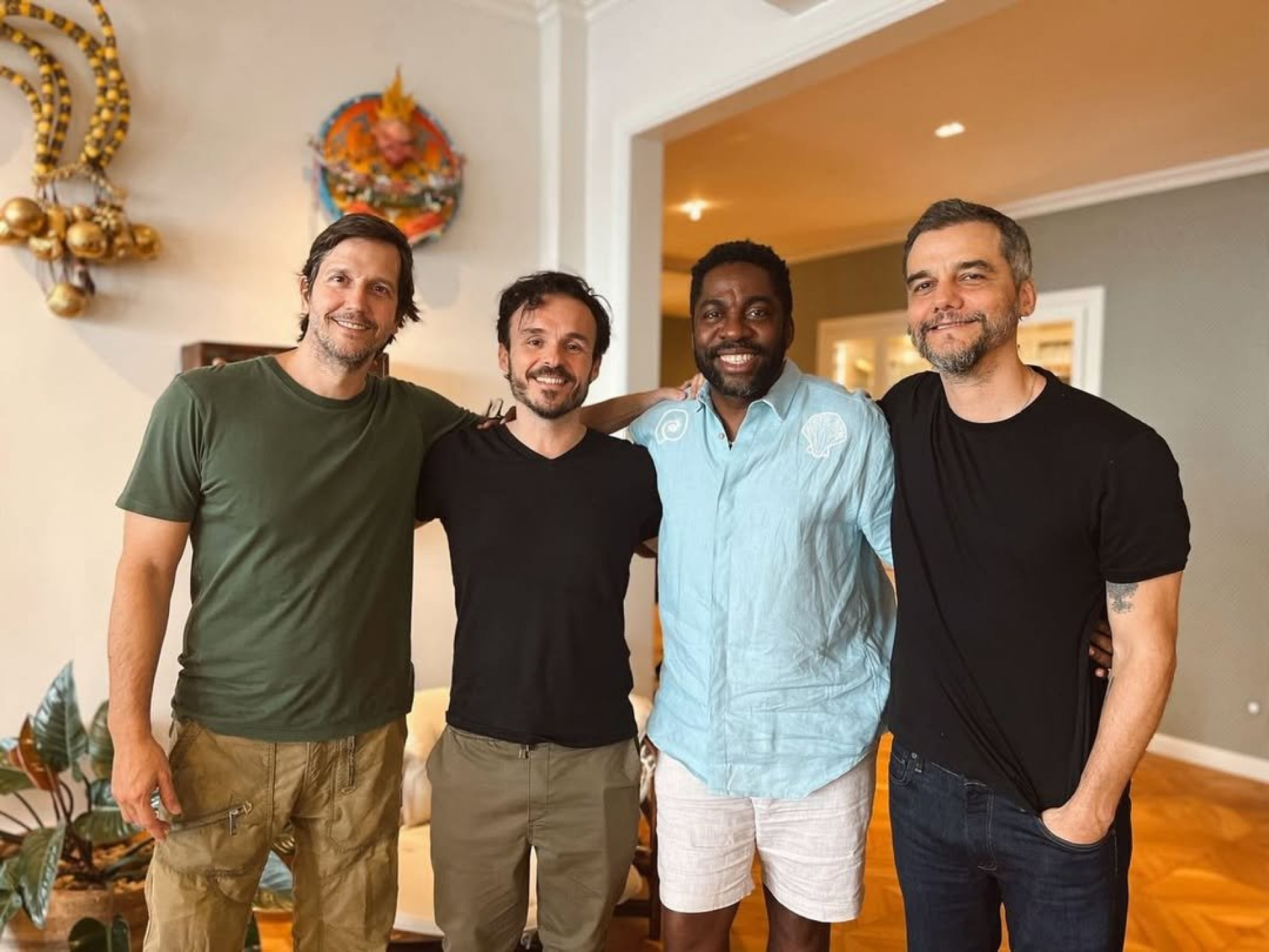 Lázaro Ramos recebe homenagens de Wagner Moura, Vladimir Brichta e Gustavo Falcão no 'Globo Repórter Personalidades' - Reprodução / X