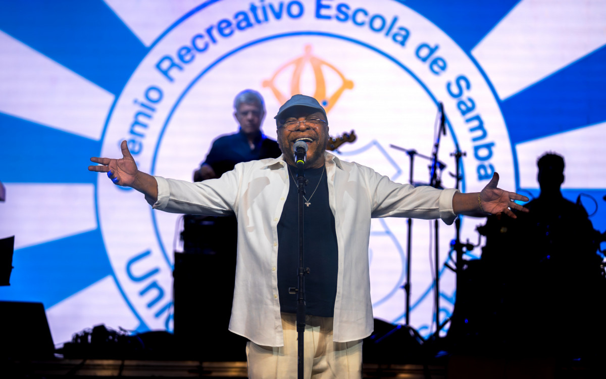 Martinho da Vila participa da celebração ao Dia Nacional do Samba