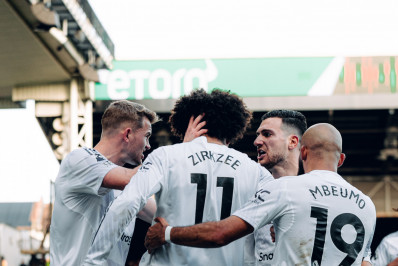 Com Casemiro, United vira sobre Crystal Palace e volta a vencer no Inglês