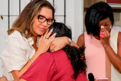 Janja presta homenagem ao papel das mulheres evangélicas em suas comunidades