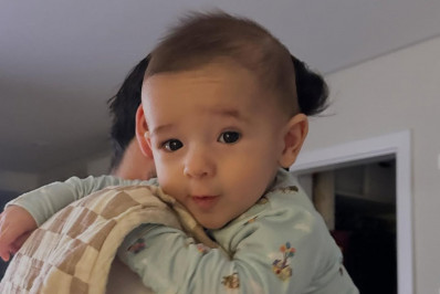 Dani Calabresa se derrete em cliques do filho: 'Mais lindo e doce'