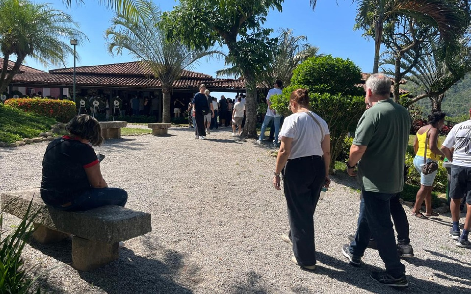 Allane Pedrotti foi enterrada no Jardim da Saudade, em Paciência - Gisele Alves / Agência O Dia