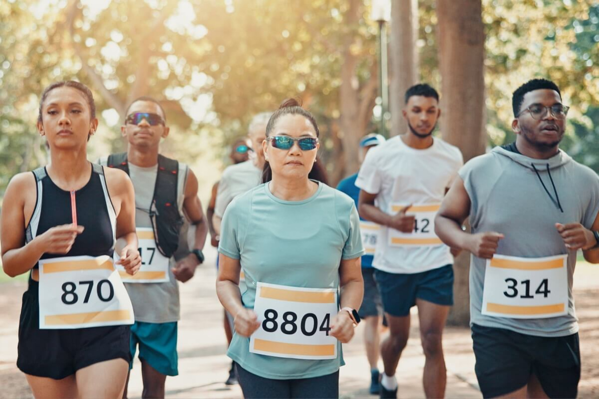 Planejamento e técnica ajudam os corredores a alcançarem um desempenho satisfatório e manter-se livre de lesões durante a São Silvestre (Imagem: PeopleImages | Shutterstock)
