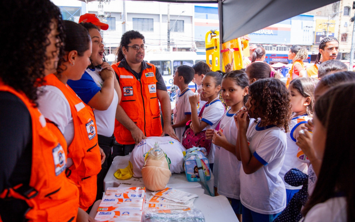 Defesa Civil exibe projeto 'Caxias Resiliente' no Centro - Divulga&ccedil;&atilde;o