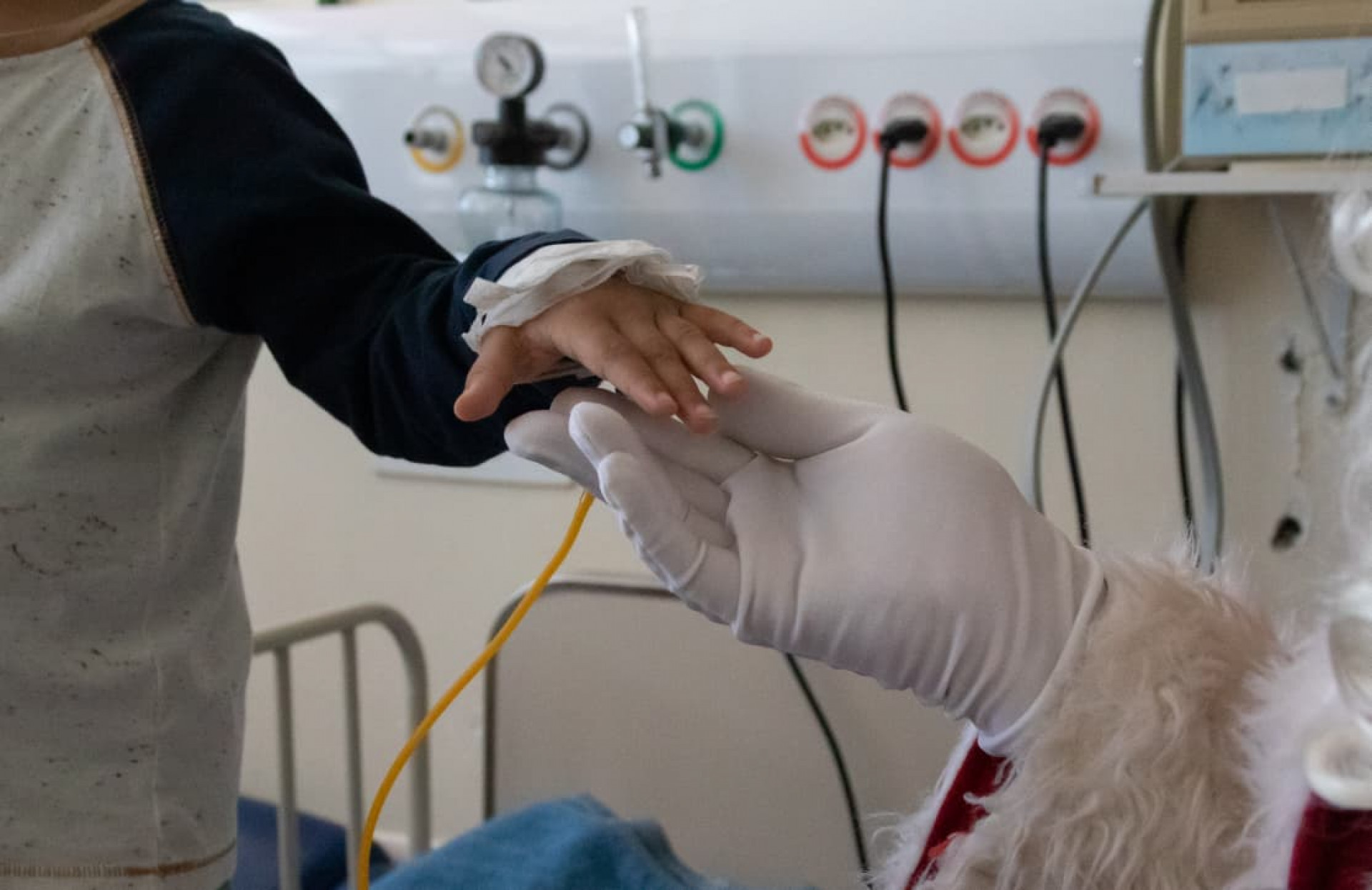 Papai Noel traz alegria aos pacientes do Hospital do Andaraí - Érica Martin / Jornal O Dia