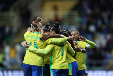 No último jogo em 2025, Seleção feminina vence Portugal de goleada