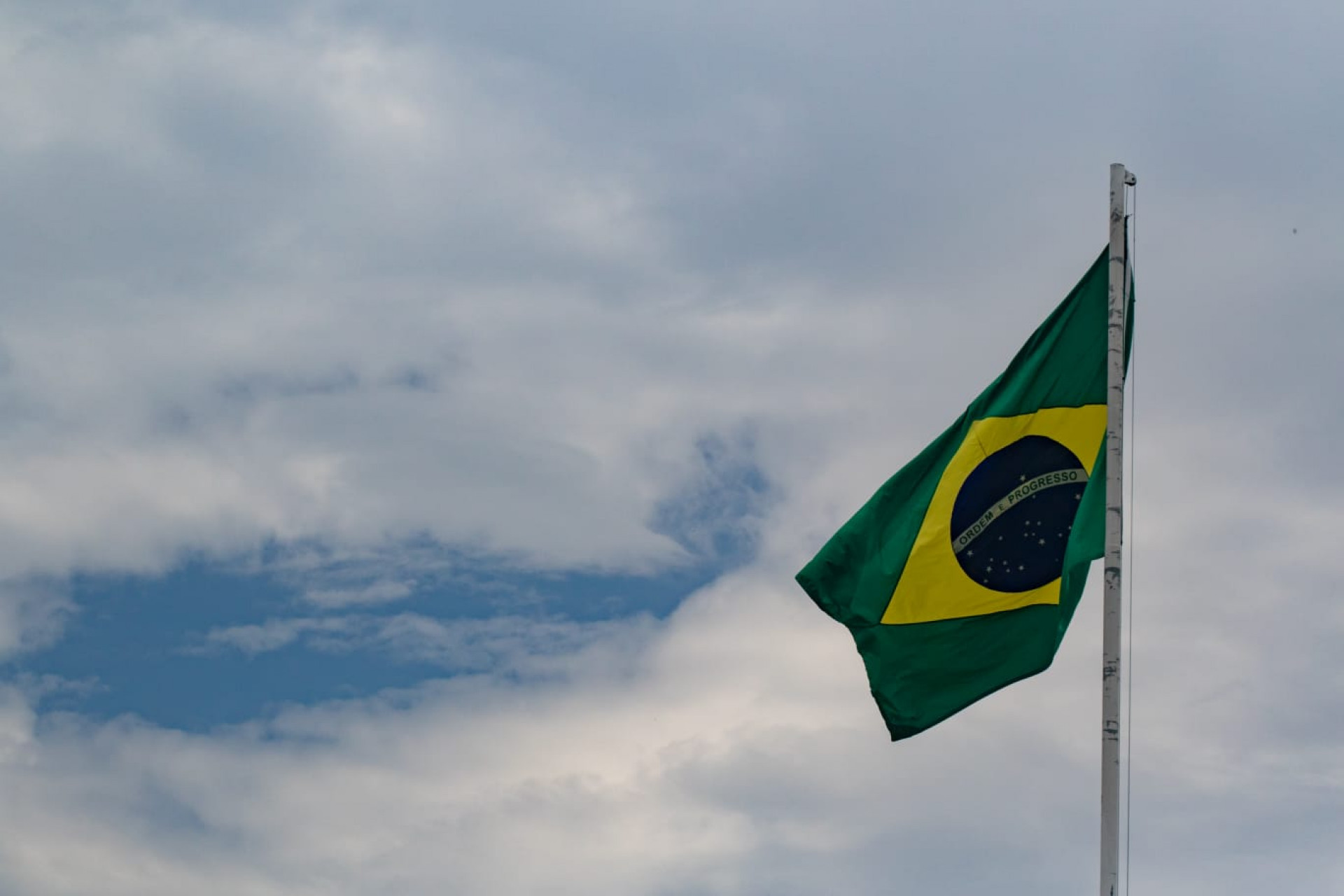 Vista do Mirante do Pasmado, em Botafogo, na Zona Sul, é de muitas nuvens - Érica Martin / Agência O Dia
