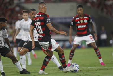 Bruno Henrique celebra mais um Brasileiro e aborda Intercontinental: 'Sonho do Flamengo'