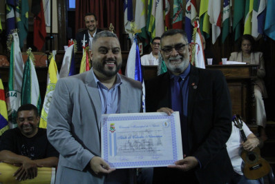 Câmara Municipal homenageia Dia Nacional do Samba e o Carnaval