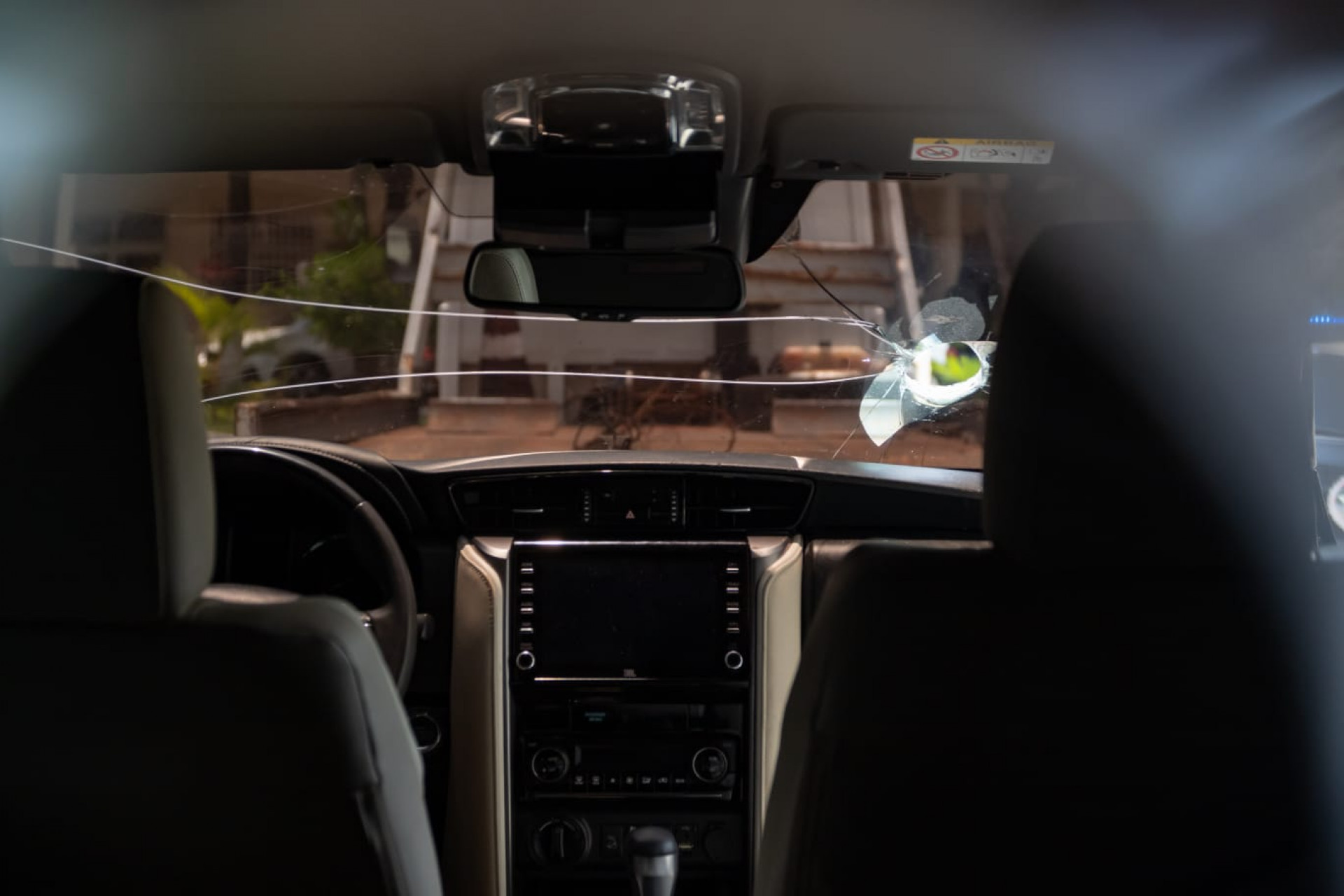 Gogó de Guadalupe funcionaria como 'bunker' de carros alvos dos bandidos - Érica Martin / Agência O Dia