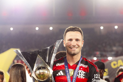 Saúl vê Flamengo prejudicado no Intercontinental: 'Injusto'