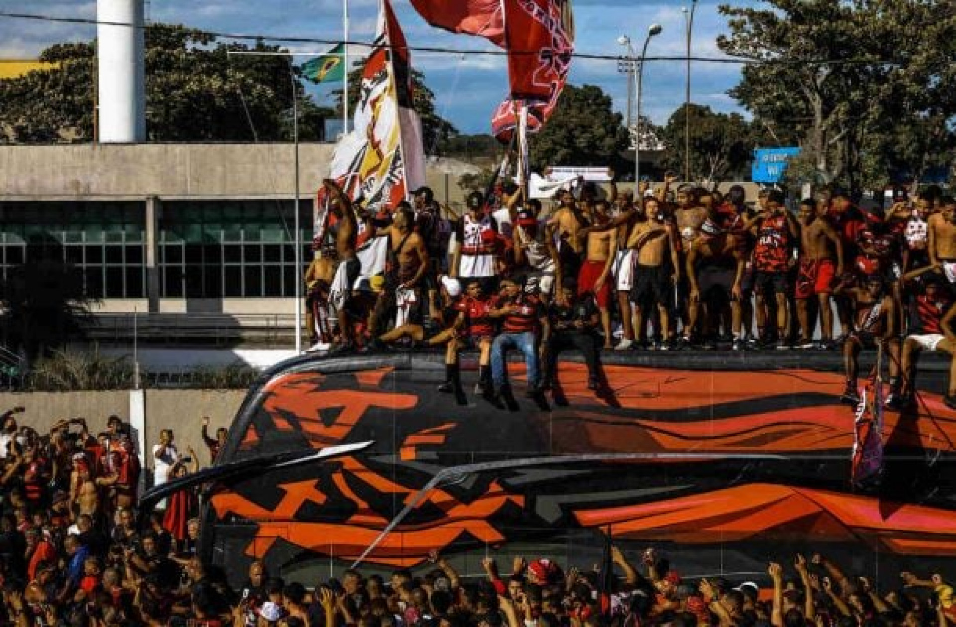 Torcida do Flamengo faz convocação para novo AeroFla