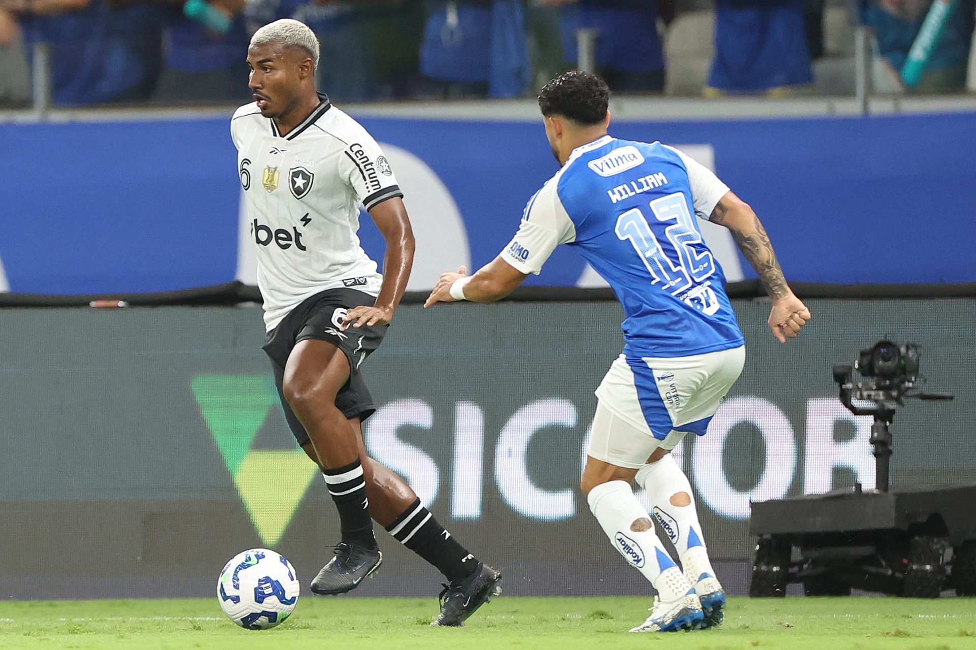 Botafogo enfrentou o Cruzeiro, nesta quinta-feira (4), no Mineirão, pela 37ª rodada do Brasileirão - Vítor Silva/Botafogo