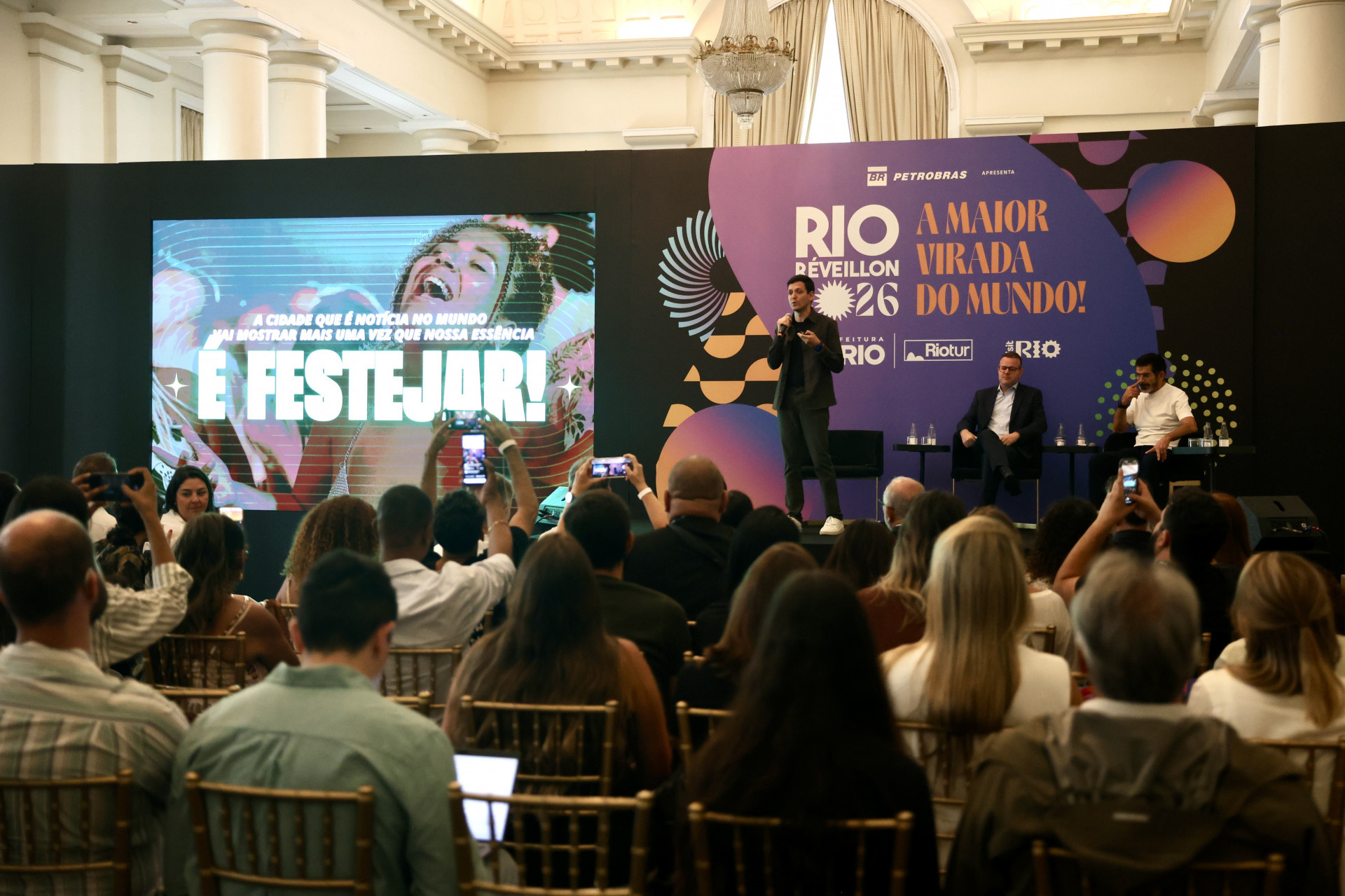 Prefeitura apresenta atrações para o Réveillon 2026 - Roberto Filho / Brazil News