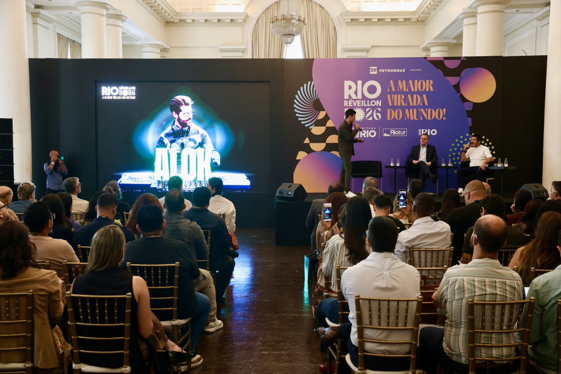 Prefeitura apresenta atrações para o Réveillon 2026 - Roberto Filho / Brazil News