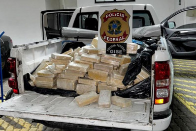 PF apreende 613 kg de cocaína em bunker subterrâneo de empresa, em Blumenau