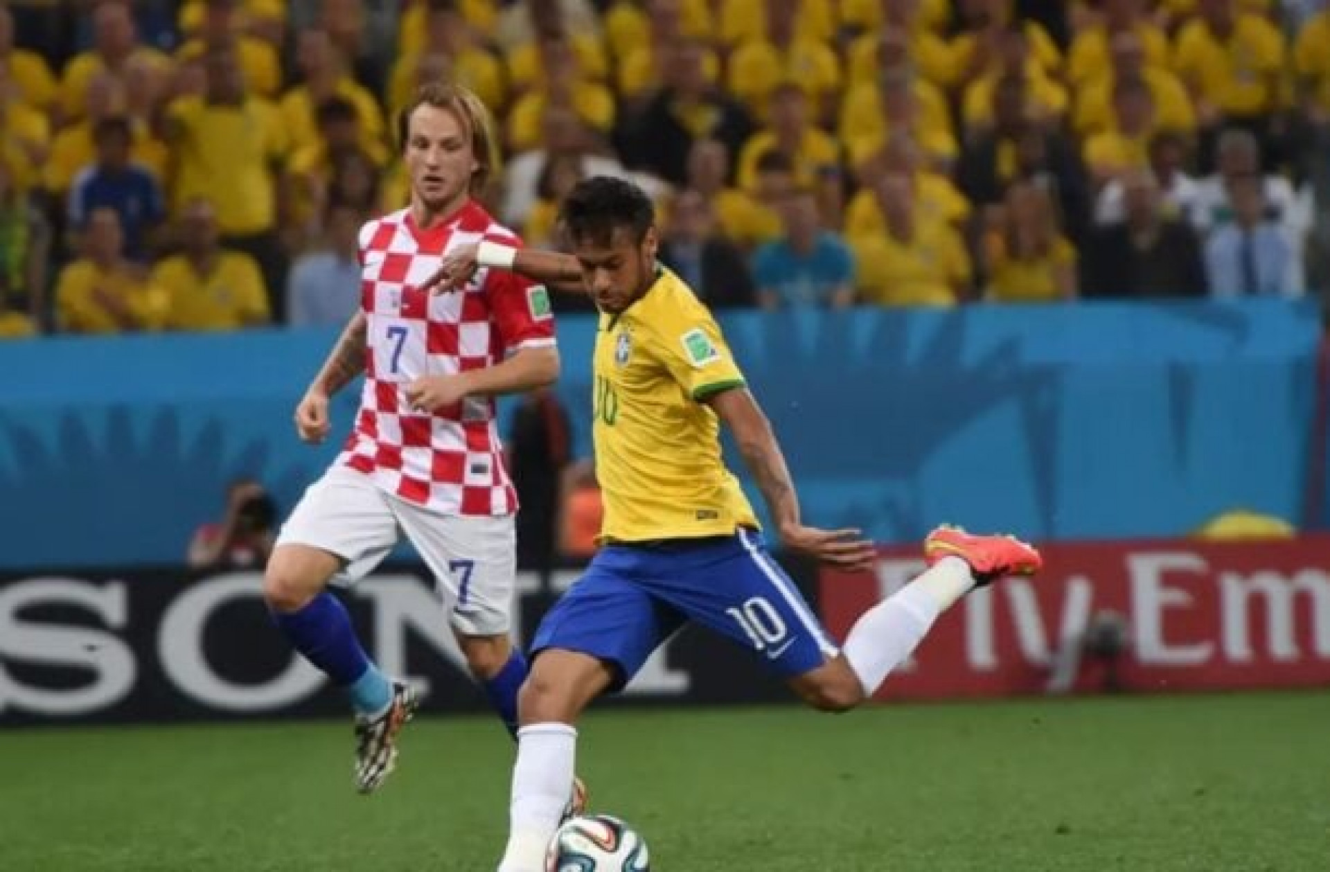 Terrabolistas analisam: Neymar deve ir à Copa?