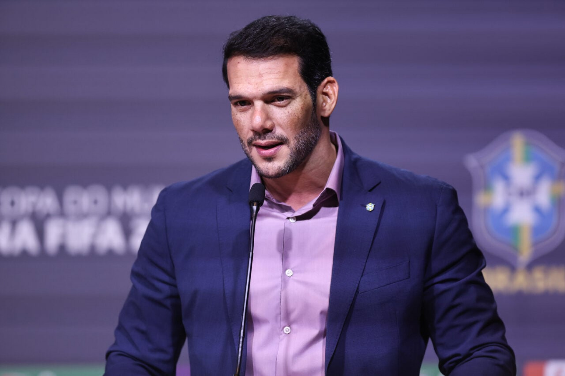 Presidente da CBF reforça confiança em Ancelotti e mira hexa da Seleção