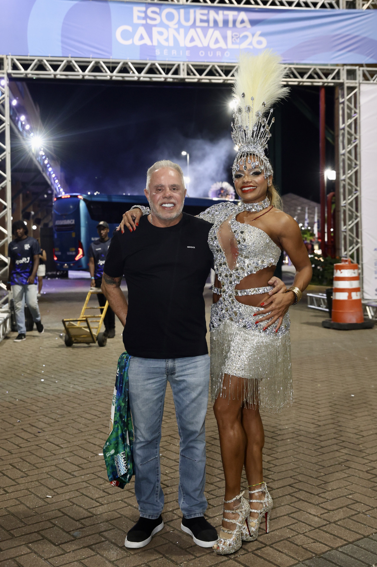 Quitéria Chagas e Sergio Pitta trocam carinho antes de ensaio do Império Serrano - Roberto Filho / Brazil News