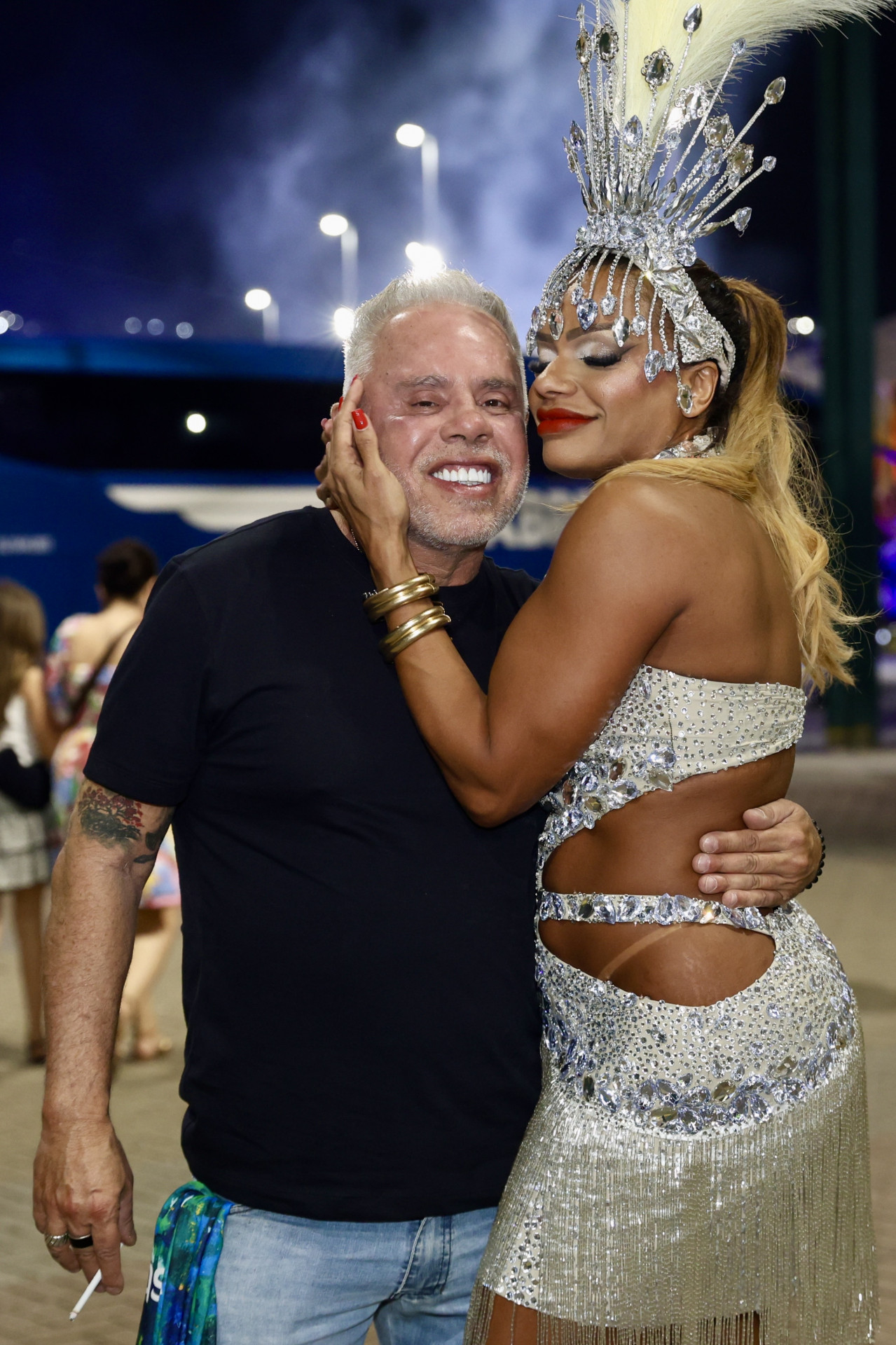 Quitéria Chagas e Sergio Pitta trocam carinho antes de ensaio do Império Serrano - Roberto Filho / Brazil News