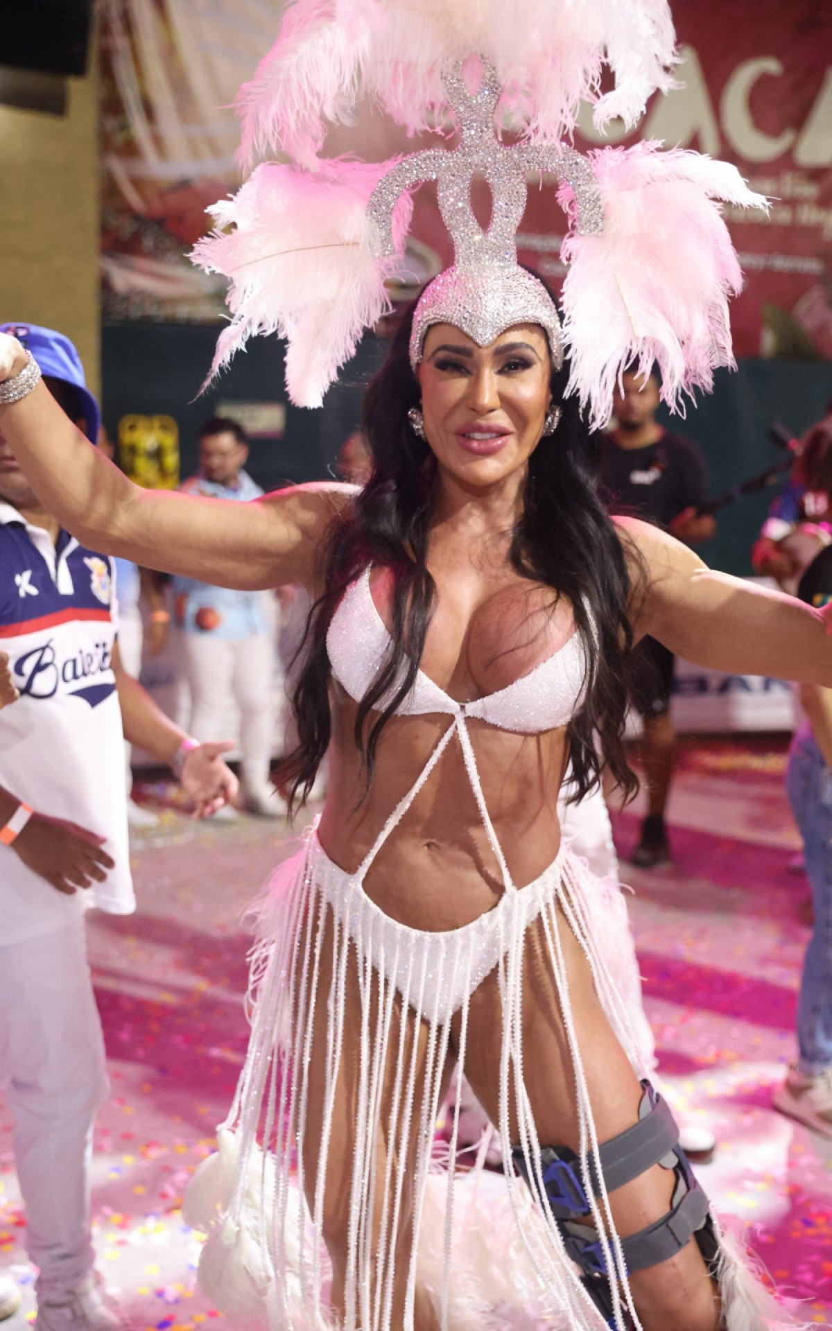 Gracyanne Barbosa prestigia minidesfile da União da Ilha - Daniel Pinheiro/BrazilNews