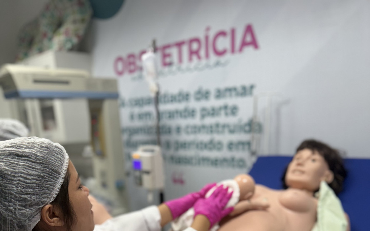 Recursos digitais permitem que os estudantes vivenciem situações reais do dia a dia hospitalar ainda durante o curso