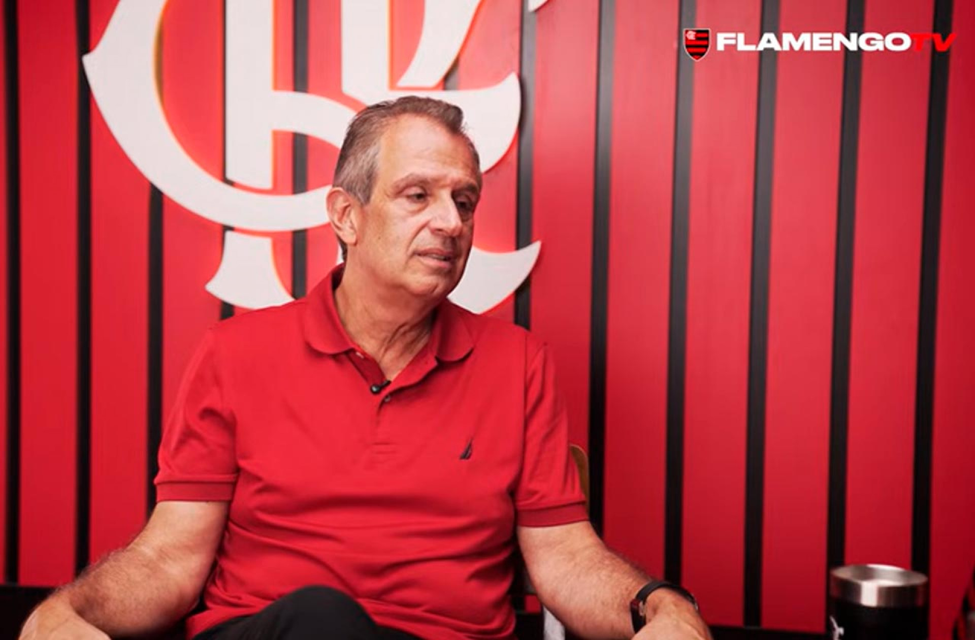 Flamengo planeja reduzir média de idade do elenco
