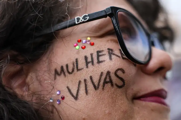 Levante Mulheres Vivas realiza ato na área central de Brasília - Marcelo Camargo / Agência Brasil