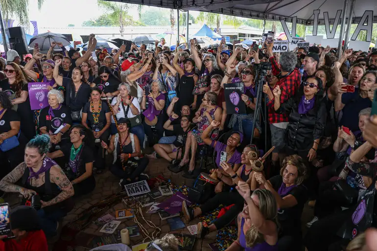 Levante Mulheres Vivas realiza ato na área central de Brasília - Marcelo Camargo / Agência Brasil