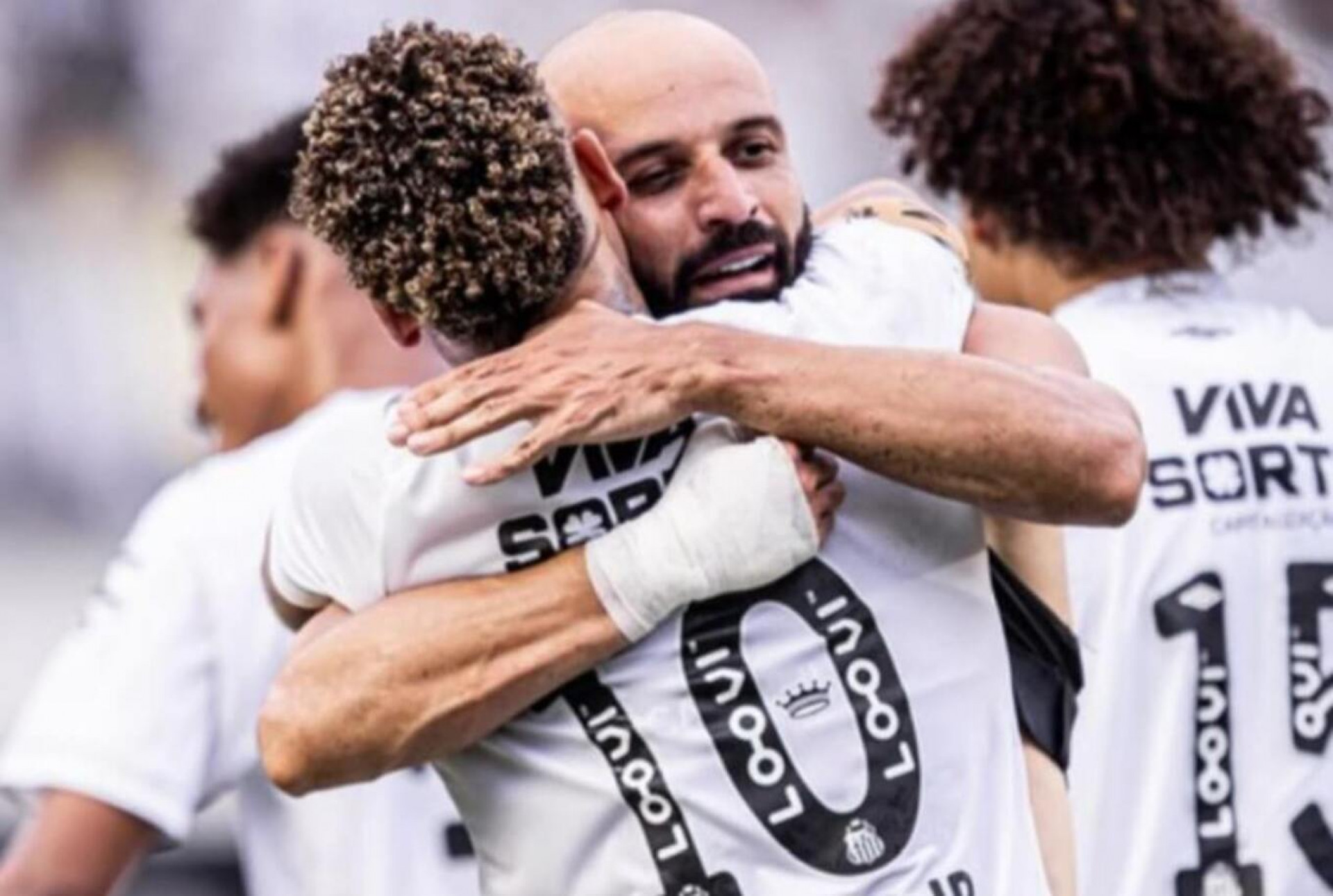 Vojvoda aliviado com o Santos seguindo na Série A: &#8216;Vivemos momentos difíceis&#8221;