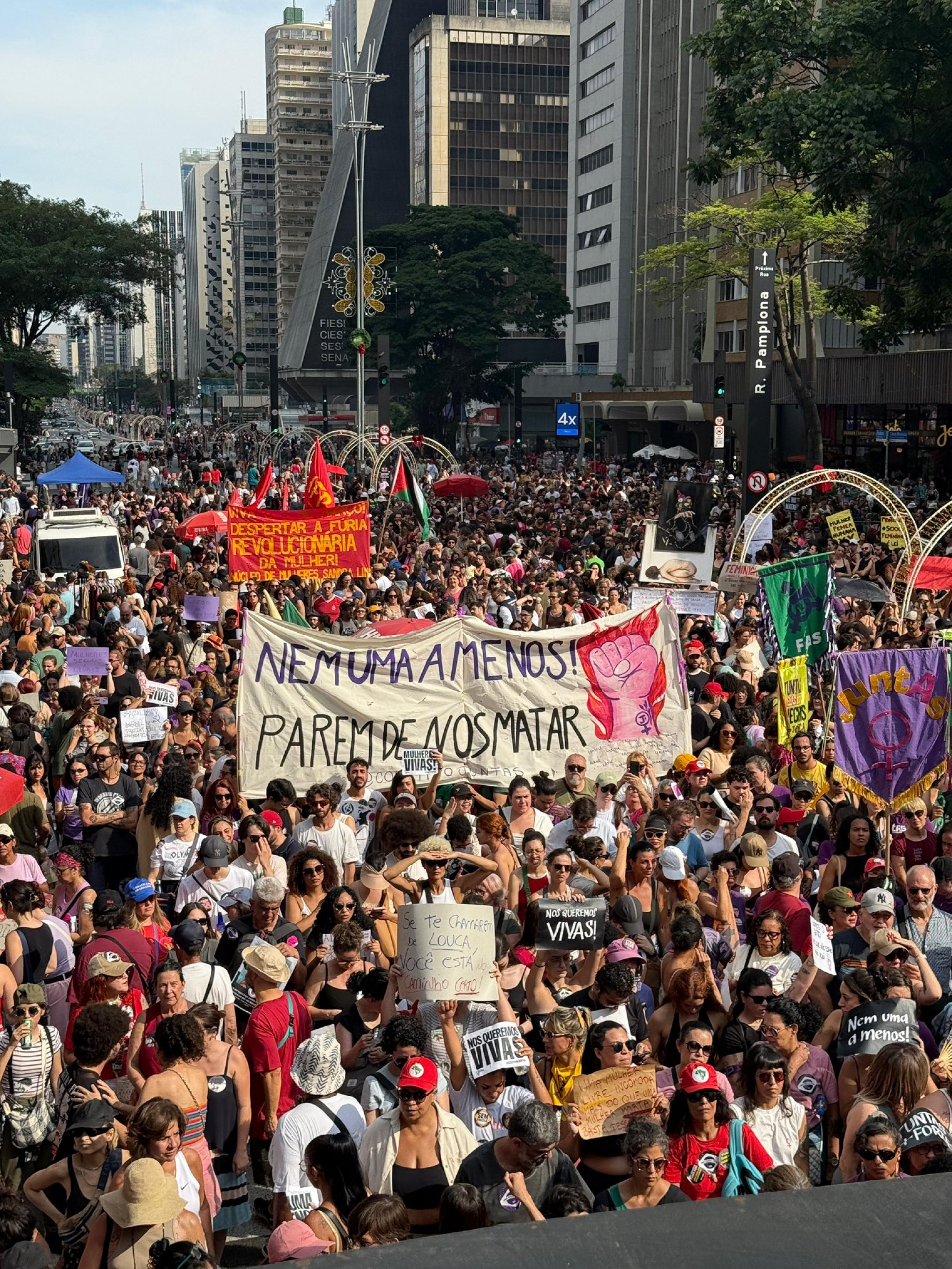 Manifestação em SP contou com tendas e distribuição de adesivos - Reprodução / Redes sociais