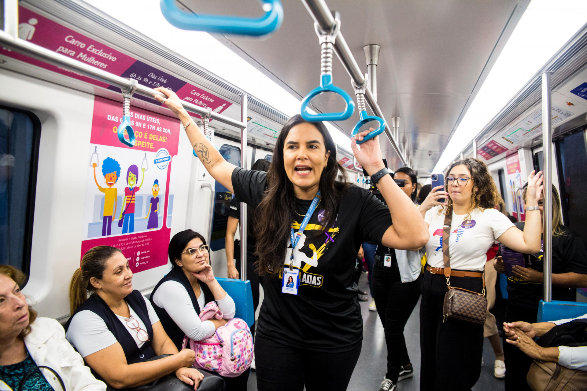 Erica Paes em uma das a&ccedil;&otilde;es de conscientiza&ccedil;&atilde;o do Empoderadas. - Divulga&ccedil;&atilde;o