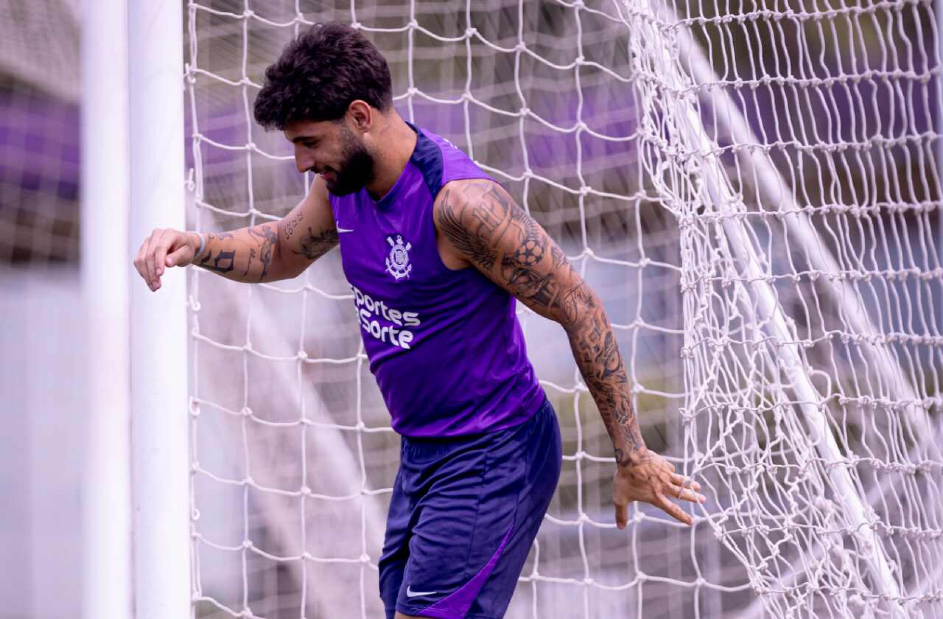 Garro e Yuri Alberto treinam e devem reforçar o Corinthians contra o Cruzeiro