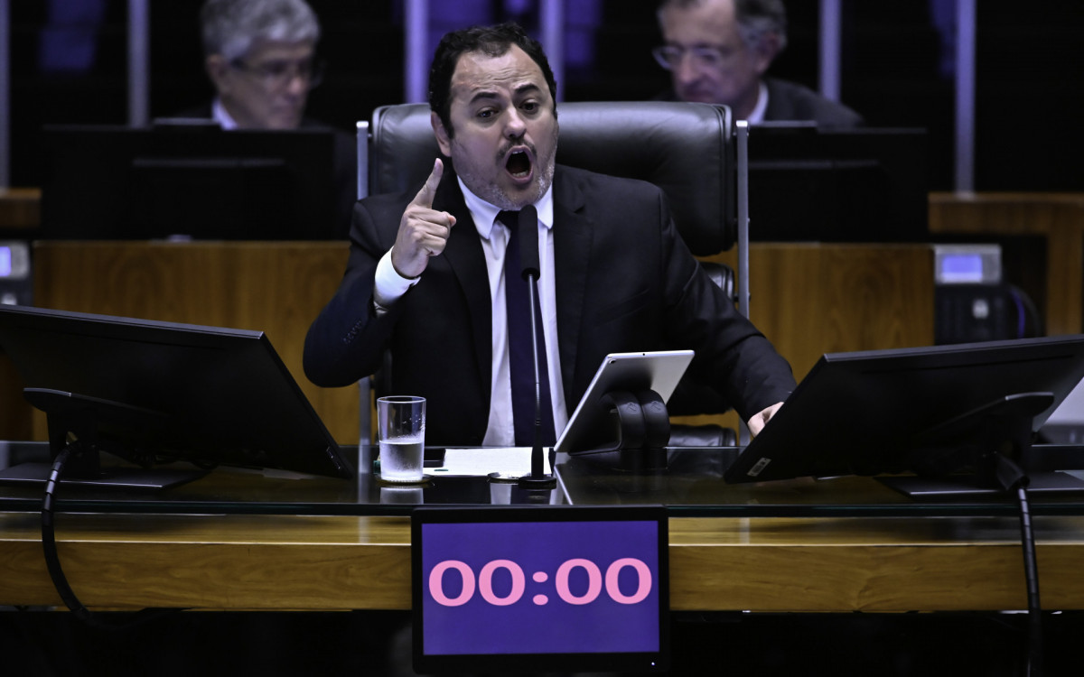 Deputado Glauber Braga