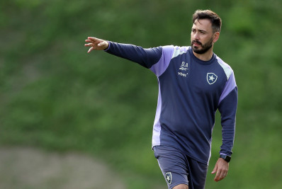 Invencibilidade de quase dois meses e bom trabalho com jovens faz Davide terminar ano em alta