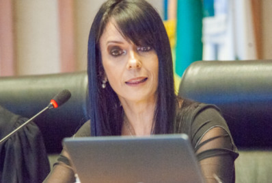 Defesa pede absolvição de delegada denunciada pela trama golpista