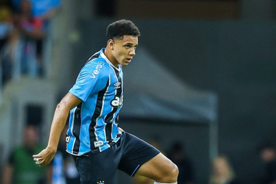 Clube da Série A recusa proposta do Botafogo por zagueiro