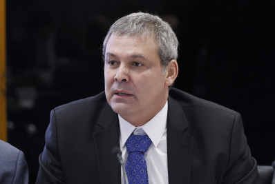 Líder do PT diz que PL da Dosimetria é para criar lei específica para beneficiar Bolsonaro