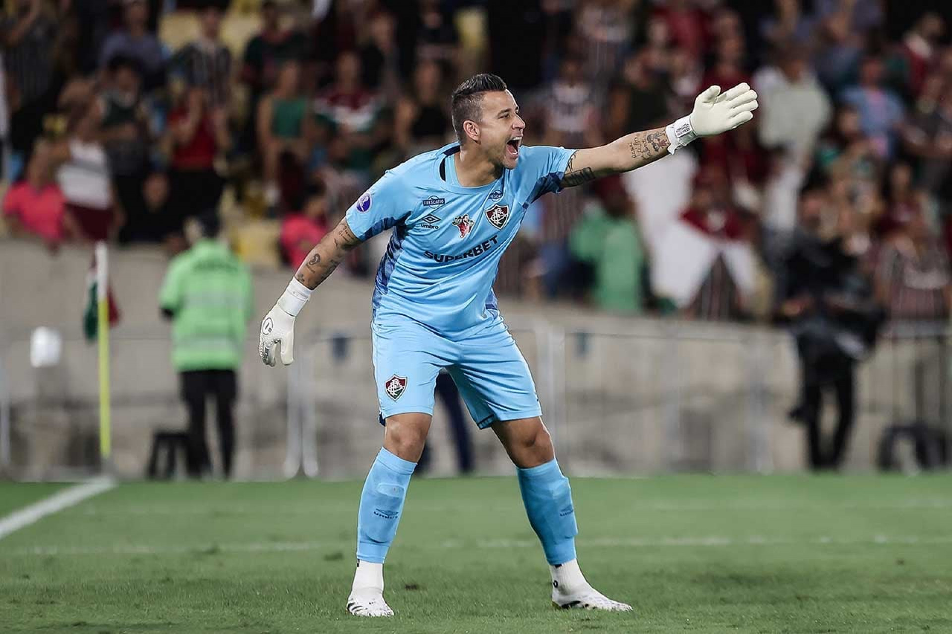 Aos 45 anos, Fábio repete feito histórico no Brasileirão 2025 pelo Fluminense