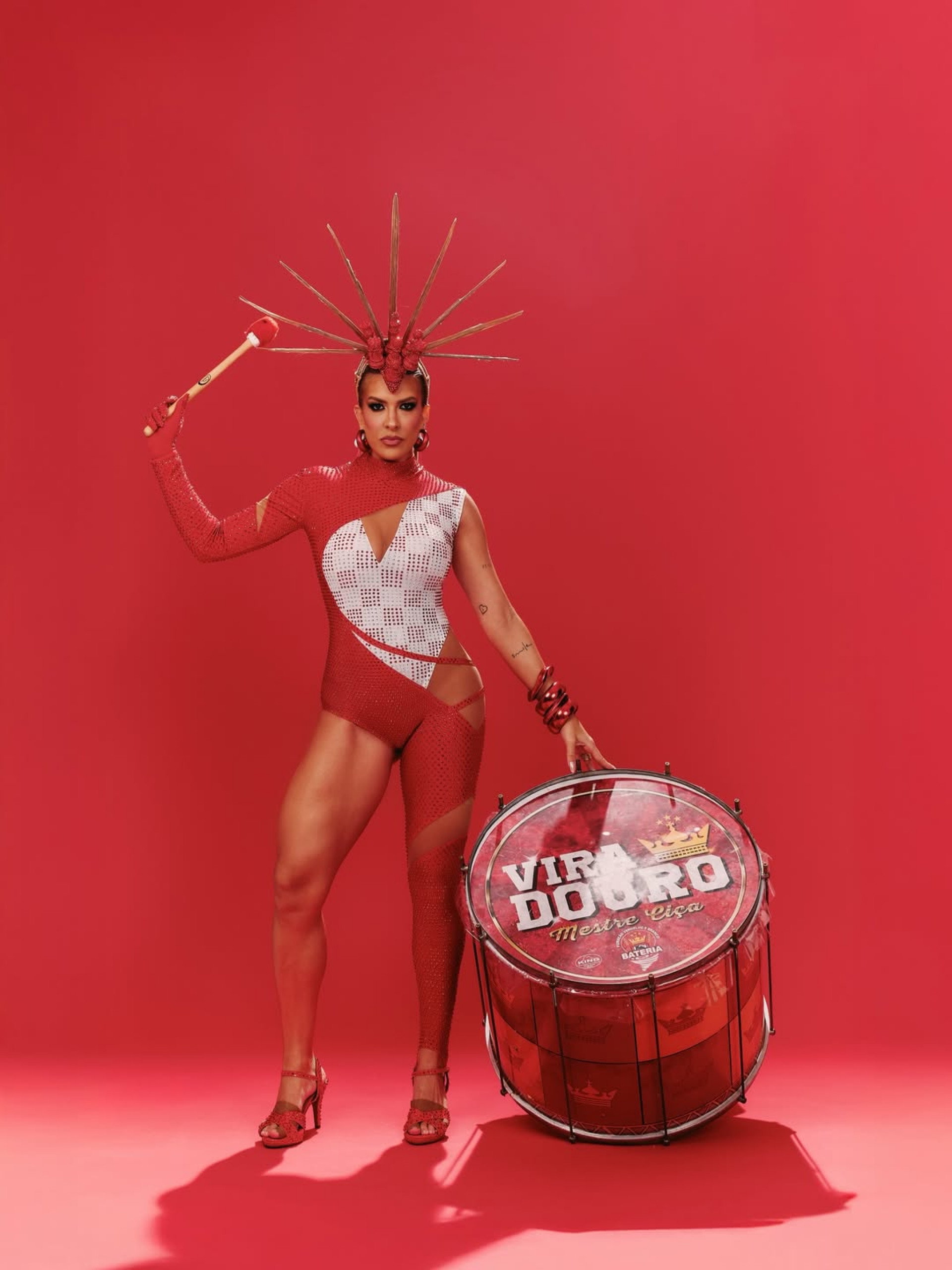 Lore Improta recordou desfile histórico da Viradouro em figurino  - Reprodução/Instagram