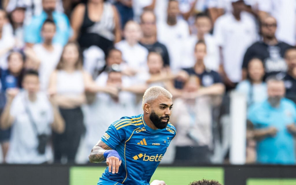 Sem definir futuro, Neymar defende chegada de Gabigol no Santos